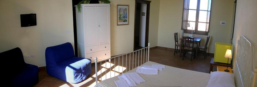 Farmstay La Morella Battipaglia Exterior foto
